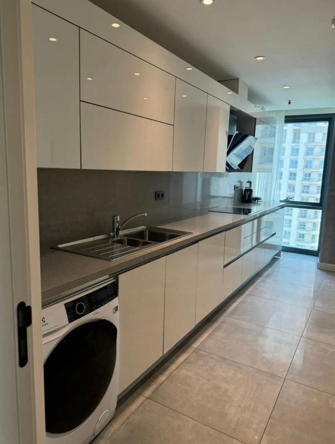 Apartment Sinpas Queen Bomonti By Bondy
